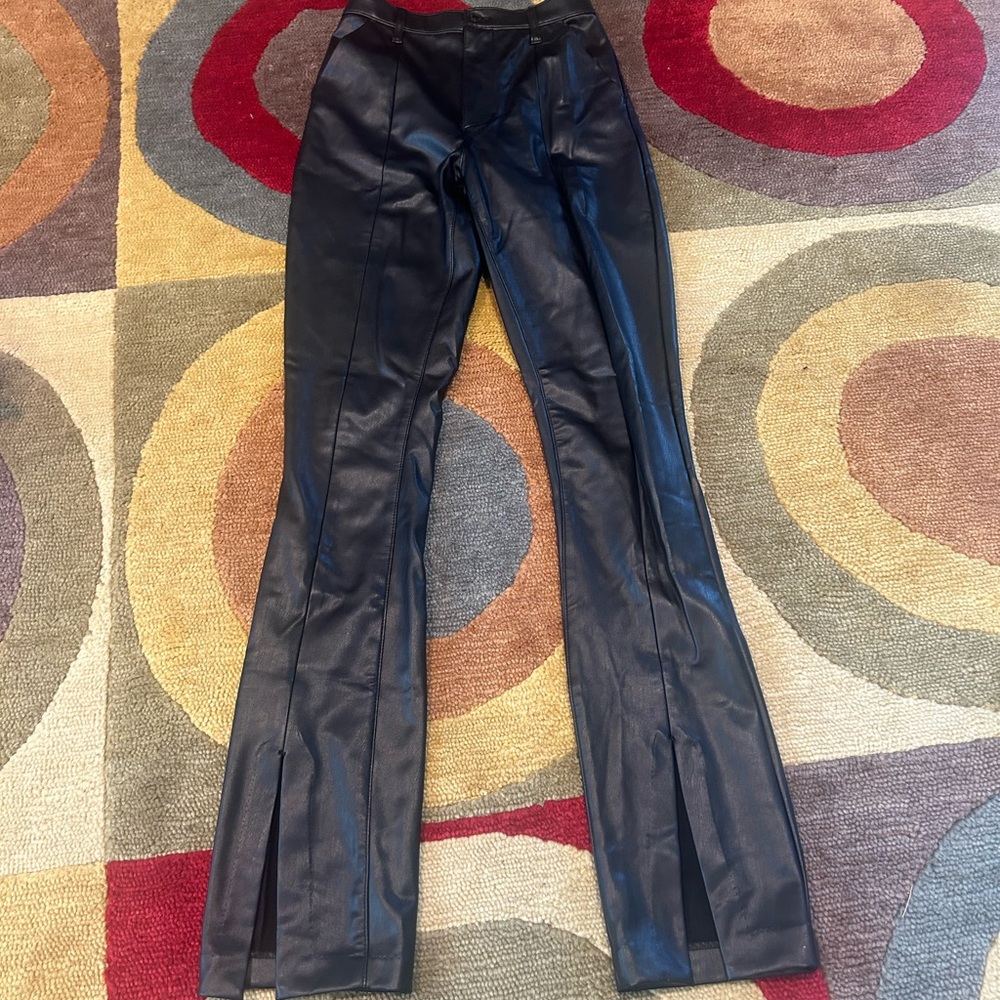 Abercrombie & Fitch The Skinny Ultra High Rise Black Vegan Leather Pants 0 Long